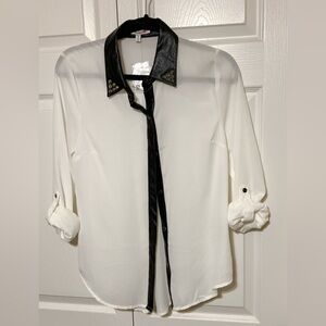 Chic White Blouse with Black Pleather Collar and Button Placket Detail